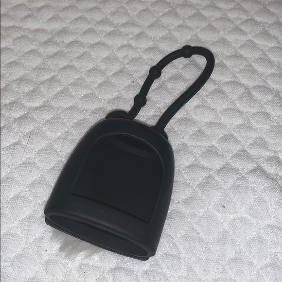 Bath & Body Works Furry Cat/Skunk Pocket holder - Picture 3 of 3